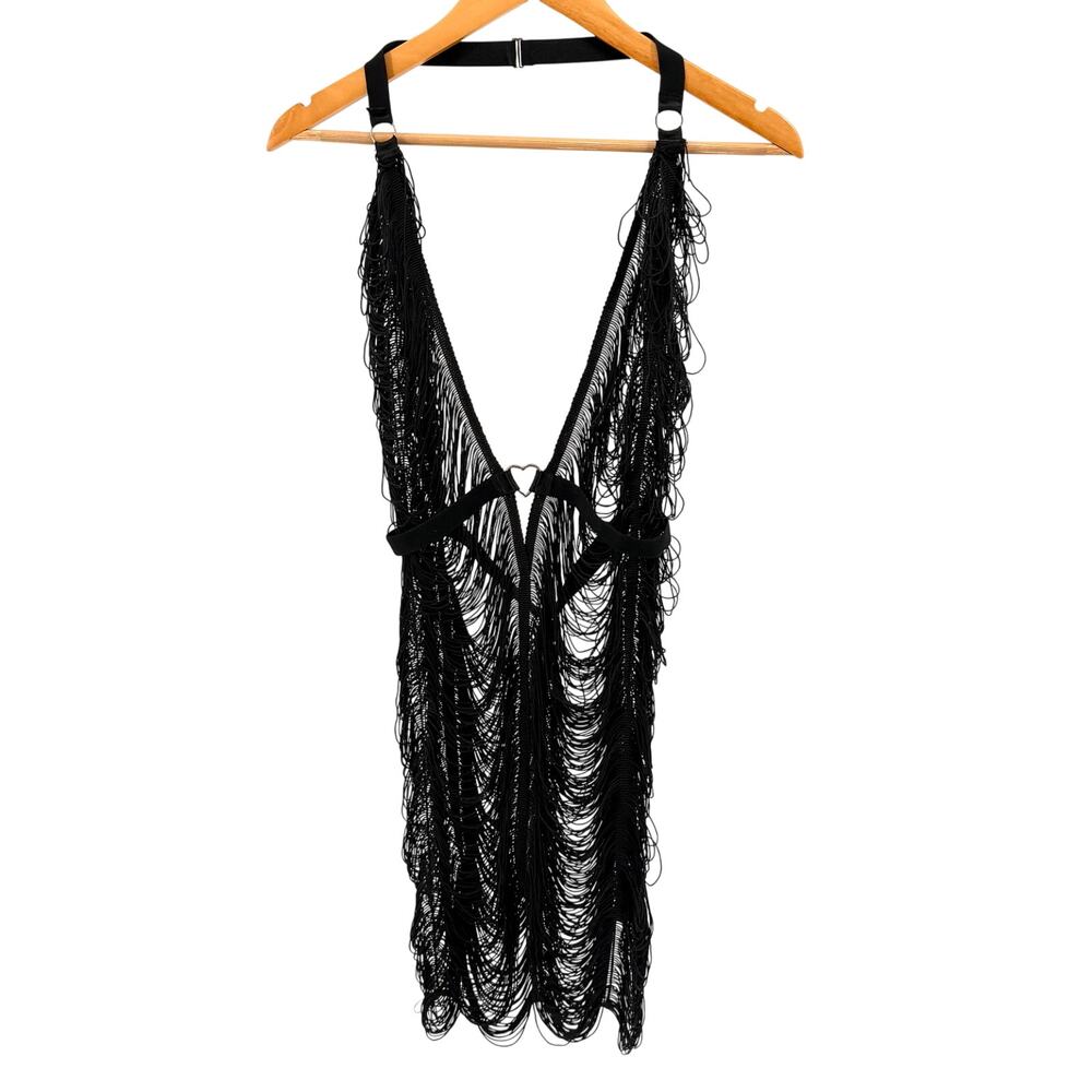 Sexy Black String Fringe Heart Detail Halter Top